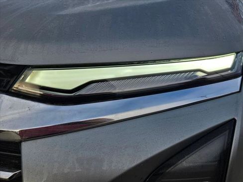 Used 2025 Chevrolet Equinox LT image 8