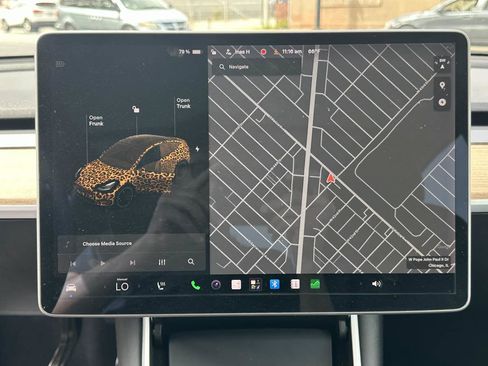 Used 2020 Tesla Model Y Performance AWD/4WD image 16
