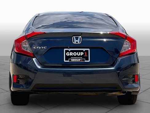 Used 2016 Honda Civic EX image 5