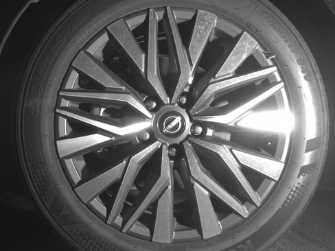 Used 2025 Nissan Altima 2.5 SV image 12