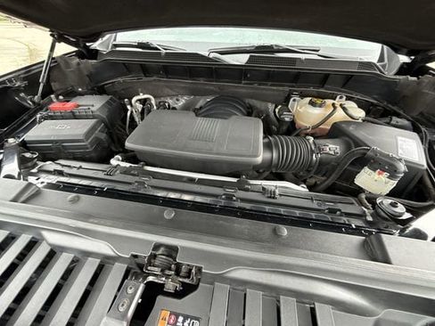 Used 2021 Chevrolet Silverado 1500 LT w/ Safety Package II image 31