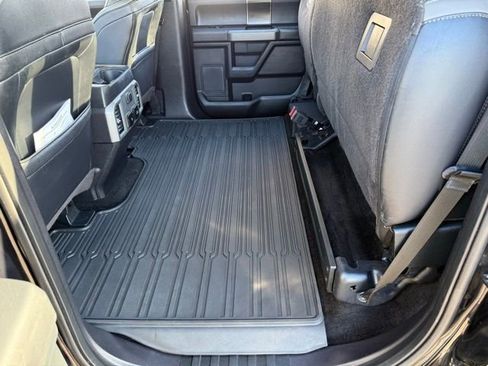 Certified 2018 Ford F150 Raptor w/ Equipment Group 801A Mid image 19