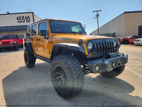 Used 2014 Jeep Wrangler Unlimited Sport w/ Power Convenience Group AWD/4WD image 7