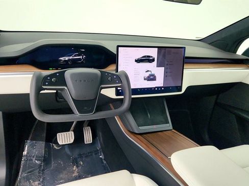 Used 2023 Tesla Model X AWD/4WD image 12