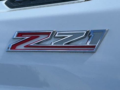 Used 2021 Chevrolet Silverado 2500 LT w/ Z71 Off-Road Package AWD/4WD image 14