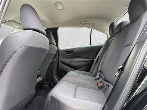 Used 2025 Toyota Corolla LE image 22