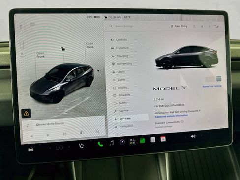 Used 2026 Tesla Model Y 2WD image 46