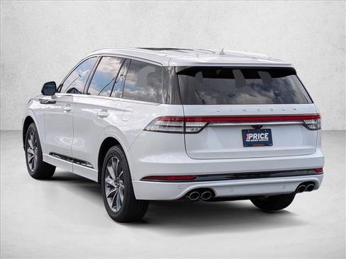 Used 2020 Lincoln Aviator Grand Touring w/ Elements Package Plus AWD/4WD image 7