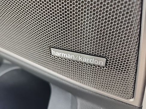 Used 2022 BMW M3 w/ Executive Package image 5