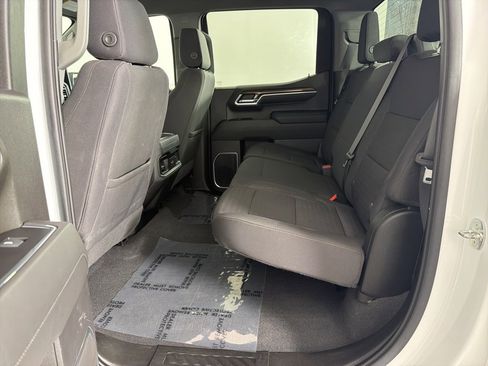 Used 2022 Chevrolet Silverado 1500 RST image 16