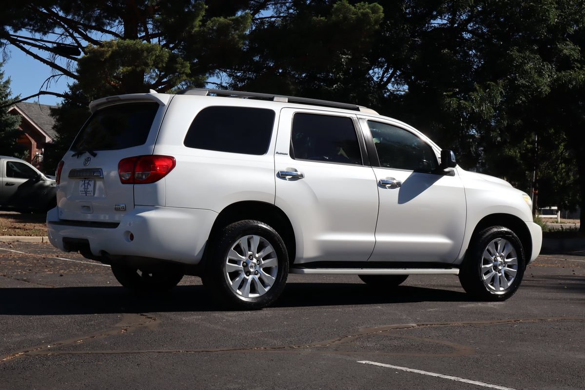 Used 2014 Toyota Sequoia Platinum RWD image 5