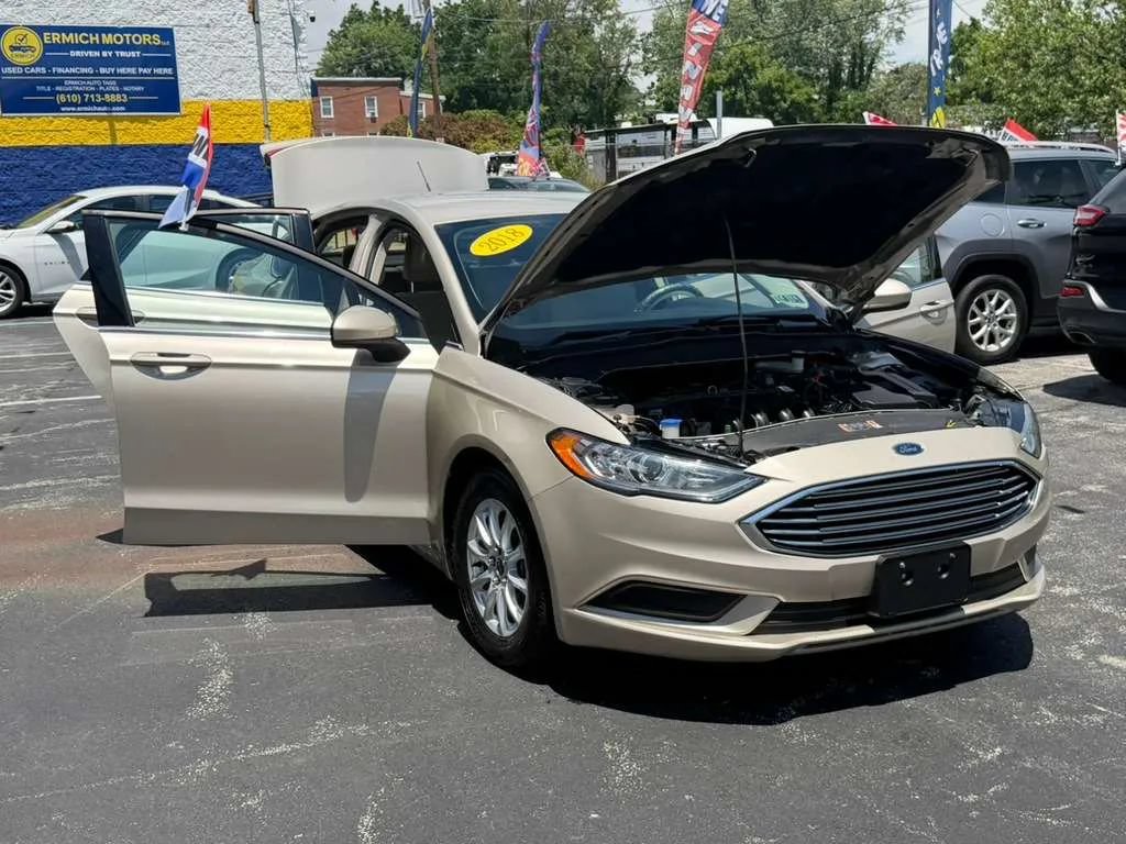 Used 2018 Ford Fusion S FWD image 21