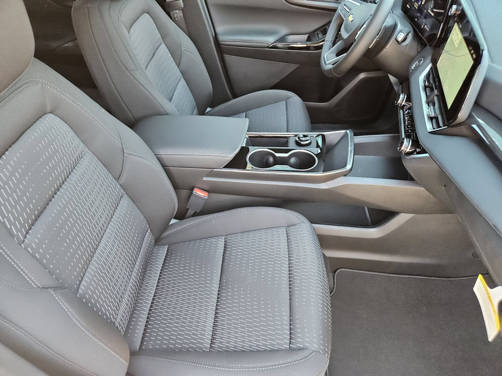 New 2027 Chevrolet Equinox LT FWD image 15
