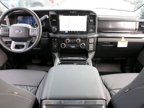 New 2026 Ford F250 Lariat w/ Black Appearance Package image 33