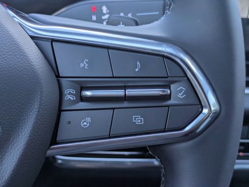 New 2026 Chevrolet Equinox LT w/ Safety and Technology Package FWD image 16