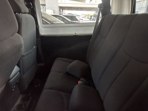 Used 2018 Jeep Wrangler Sport AWD/4WD image 11