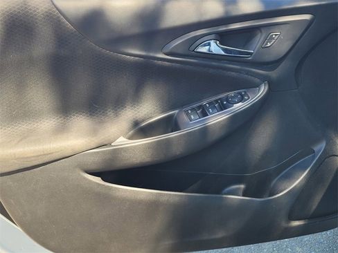 Used 2023 Chevrolet Malibu LS image 20