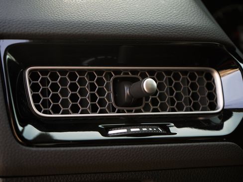 Used 2023 Honda Civic LX image 39