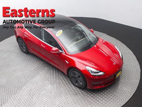 Used 2020 Tesla Model 3 Standard Range RWD image 3