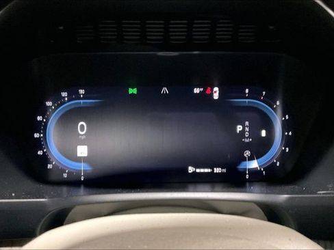 Certified 2023 Volvo XC90 B6 Ultimate w/ Lounge Package image 21