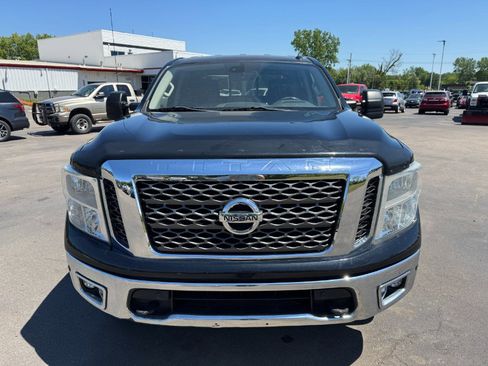 Used 2017 Nissan Titan PRO-4X AWD/4WD image 8