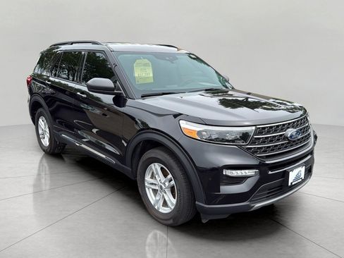 Certified 2024 Ford Explorer XLT w/ Equipment Group 202A AWD/4WD image 13