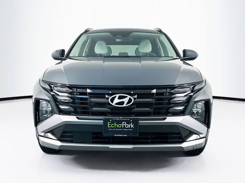 Used 2025 Hyundai Tucson SEL FWD image 2