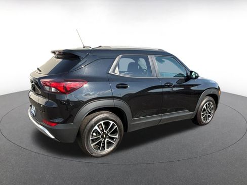 Used 2025 Chevrolet TrailBlazer LT FWD image 10