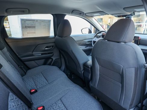 New 2026 Nissan Kicks SV image 17