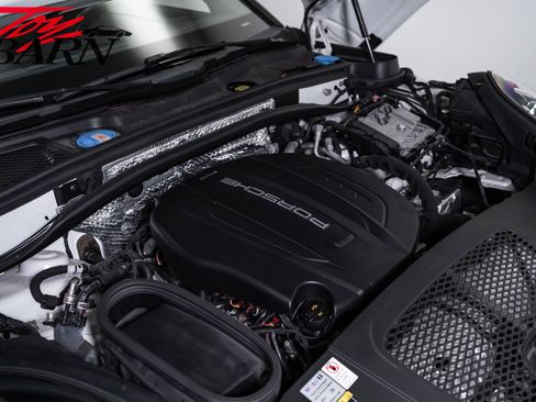 Used 2021 Porsche Macan AWD/4WD image 50