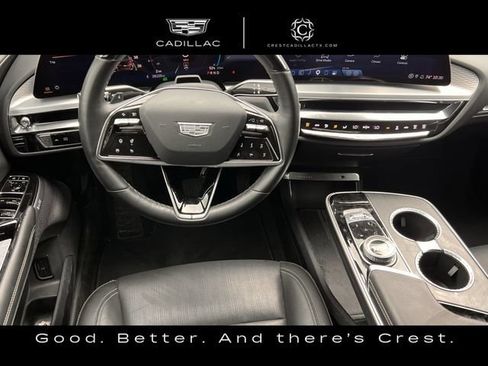 Used 2024 Cadillac Lyriq Sport AWD/4WD image 16