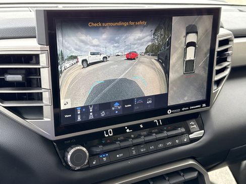 Used 2024 Toyota Tundra Limited image 27