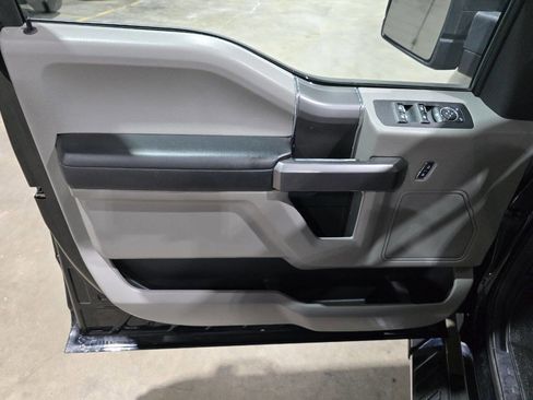 Used 2020 Ford F150 XLT w/ Equipment Group 302A Luxury image 27