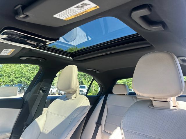 Used 2025 Mercedes-Benz C 300 4MATIC Sedan image 26