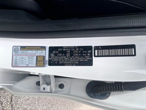 Certified 2022 Kia Forte GT-Line w/ GT-Line Premium Package FWD image 32