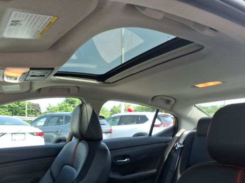 Used 2023 Nissan Sentra SR FWD image 18