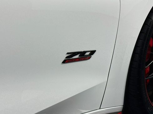 Used 2025 Chevrolet Corvette Z06 w/ Z07 Performance Package RWD image 61