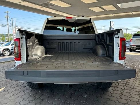 Used 2023 Ford F150 Lariat w/ Equipment Group 502A High AWD/4WD image 28