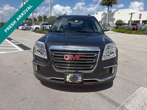 Used 2017 GMC Terrain SLT image 4