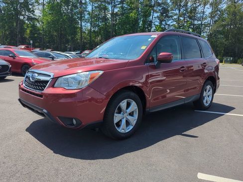 Used 2015 Subaru Forester 2.5i Limited AWD/4WD image 7