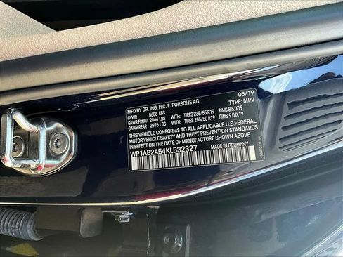 Used 2019 Porsche Macan S AWD/4WD image 16
