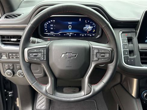 Used 2023 Chevrolet Suburban RST w/ Sport Performance Package AWD/4WD image 32