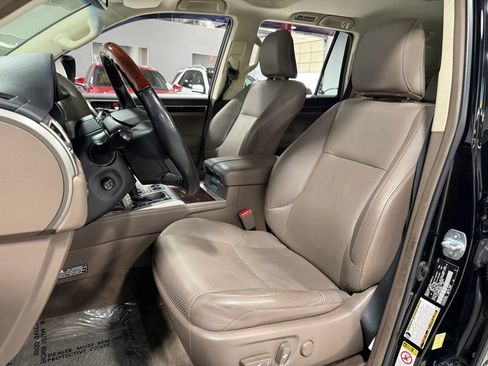 Used 2014 Lexus GX 460 Luxury w/ Driver Support Package AWD/4WD image 15
