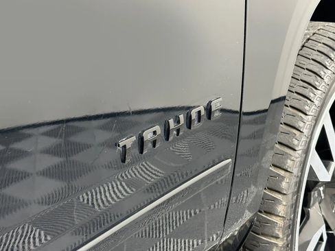 Used 2019 Chevrolet Tahoe Premier AWD/4WD image 16