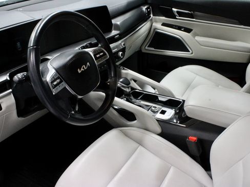 Used 2024 Kia Telluride S AWD/4WD image 24