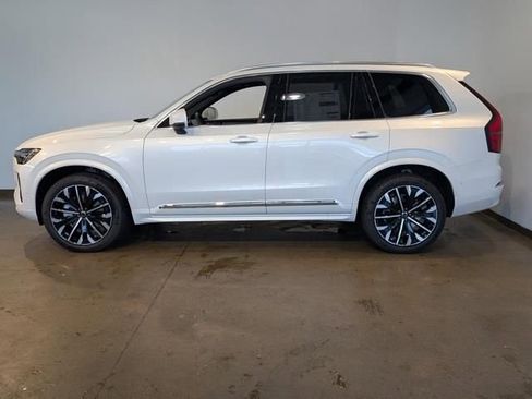 New 2026 Volvo XC90 B6 Ultra w/ Lounge Package AWD/4WD image 3