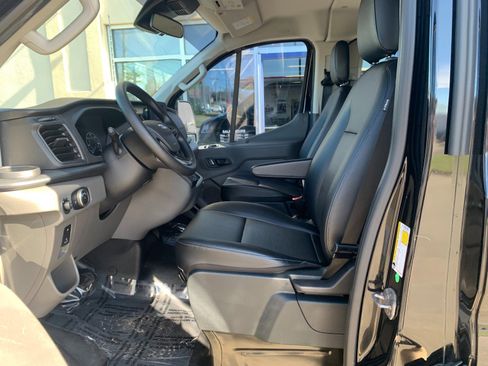 Used 2023 Ford Transit 350 XL image 10