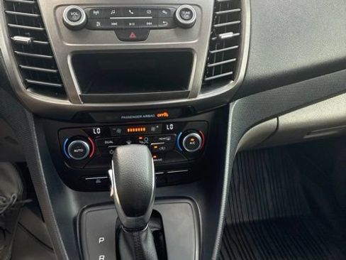 Used 2021 Ford Transit Connect XL FWD image 21