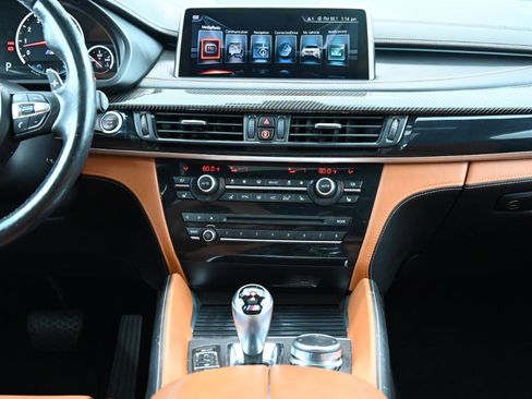 Used 2017 BMW X6 M image 29