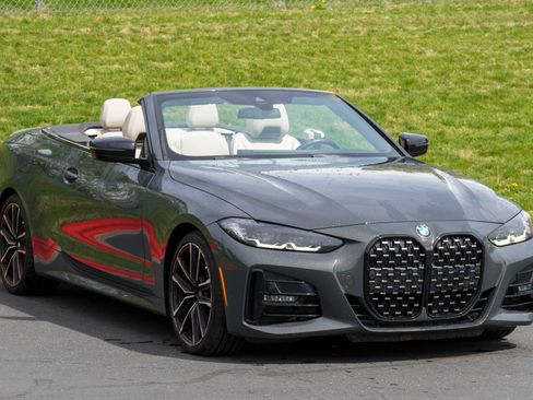 Used 2024 BMW 430i Convertible w/ M Sport Package image 2